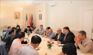 Tọa đàm 'Giới thiệu lý luận về con đường đi lên chủ nghĩa xã hội của Việt Nam'