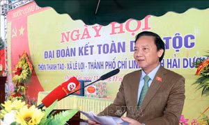 Phó Chủ tịch Quốc hội Nguyễn Khắc Định dự Ngày hội Đại đoàn kết tại Hải Dương