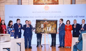 Thủ tướng Phạm Minh Chính gặp gỡ cộng đồng người Việt Nam tại LB Nga