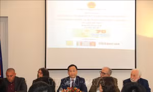 Hội thảo 'Sáng mãi các giá trị quốc tế của Chiến thắng Điện Biên Phủ' tại Italy