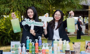 Doanh nghiệp Việt xoay trục mạnh trên 'đường đua' thương mại điện tử