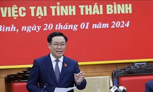Chủ tịch Quốc hội Vương Đình Huệ làm việc với Ban Thường vụ Tỉnh ủy Thái Bình