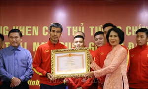 Đội tuyển Futsal Việt Nam đón nhận Bằng khen của Thủ tướng Chính phủ