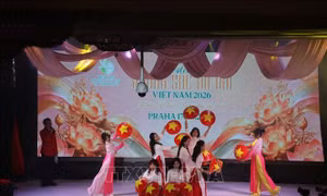Lễ hội 'Hương sắc Áo dài Việt Nam 2026' - sức sống bền bỉ của văn hóa Việt giữa trời Âu