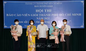 Tuyên truyền, đưa Nghị quyết của Đảng vào cuộc sống