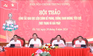 Giáo dục liêm chính cho người nắm quyền lực để phòng ngừa tham nhũng
