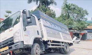Hà Nội: Khẩn trương khắc phục sự cố hố sụt trong ngõ 297 đường Trần Cung