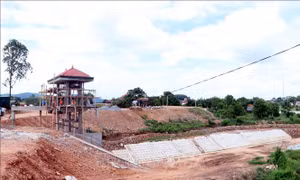 Đẩy nhanh tiến độ công trình chống ngập úng tại TP Chí Linh