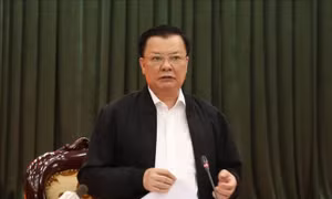 Hà Nội tri ân lực lượng tuyến đầu chống dịch COVID-19