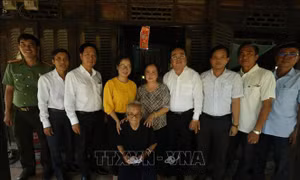Tiếp nối truyền thống 'Uống nước nhớ nguồn', chăm lo tốt hơn cho người có công