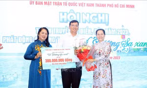 Vận động 76 tỷ đồng cho chương trình 'Vì Trường Sa xanh'