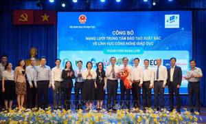 Công bố 6 Mạng lưới trung tâm đào tạo xuất sắc và tài năng về công nghệ 4.0