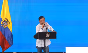 Khai mạc Hội nghị quốc tế đầu tiên thảo luận về việc loại bỏ nhiên liệu hóa thạch