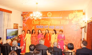 Đậm đà Tết cổ truyền Việt Nam tại Cộng hòa Séc