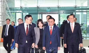Thường trực Ban Bí thư Trần Cẩm Tú kết thúc tốt đẹp chuyến thăm chính thức Singapore