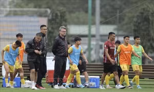 SEA Games 32: HLV Troussier đặt mục tiêu giành huy chương Vàng