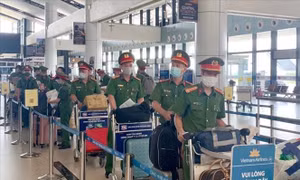 Lực lượng Công an hỗ trợ chống dịch, đảm bảo an ninh trật tự, an toàn, an dân