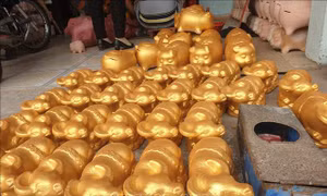 Làng nghề Tân Phước Khánh vào vụ 'trâu vàng' Tết Tân Sửu