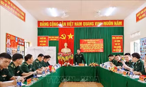 Khảo sát vị trí lắp đặt thiết bị giám sát khu vực biên giới đất liền Lâm Đồng