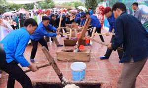 Hòa mình vào Lễ hội Háu Đoong của người Giáy ở Lai Châu