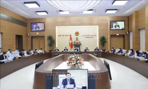 Ban hành Nghị quyết Điều chỉnh Chương trình xây dựng luật, pháp lệnh năm 2022