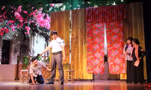 Khi cải lương 'làm sống' lại những trang sử hào hùng