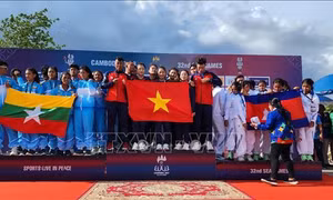SEA Games 32: Đua thuyền truyền thống Việt Nam sớm hoàn thành chỉ tiêu