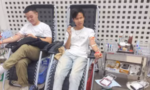 Nghị lực vươn lên thành 'Sinh viên 5 tốt' của chàng trai khiếm thị