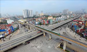 Hà Nội giữ vững nhịp tăng trưởng, hướng tới một thành phố văn minh, xứng tầm Thủ đô