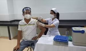 Bà Rịa-Vũng Tàu: Tuyên truyền đẩy nhanh việc tiêm vaccine phòng COVID-19 mũi 4 
