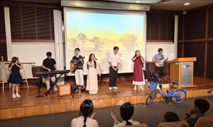 Quỹ Đồng Hành Singapore 'tiếp nhiên liệu' cho sinh viên Việt Nam vượt khó