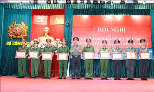 Đã bố trí trên 48.000 Công an xã, thị trấn chính quy tại 100% xã, thị trấn 