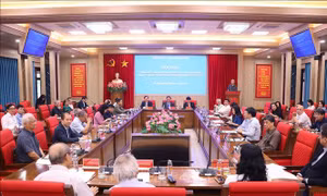 Nâng tầm, định vị vai trò lý luận, phê bình văn học, nghệ thuật trong kỷ nguyên mới