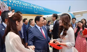 Lưu học sinh Việt Nam tại Thiên Tân (Trung Quốc) vinh dự được đón Thủ tướng Phạm Minh Chính