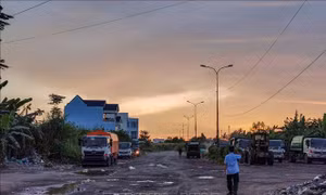 Đối thoại với người dân về tình trạng ô nhiễm rác tại quận Ninh Kiều, Cần Thơ