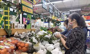 Thị trường bán lẻ TP Hồ Chí Minh 'giữ nhiệt' sức mua sau Tết