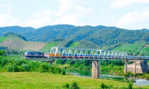 Đảm bảo tàu xe, dịch vụ du lịch đón du khách đến vùng cao dịp Tết