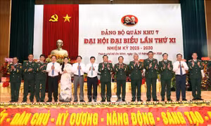 Khai mạc Đại hội đại biểu Đảng bộ Quân khu 7 lần thứ XI
