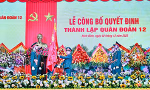 Công bố quyết định thành lập Quân đoàn 12
