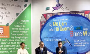 Ra mắt tập thơ và triển lãm tranh của nhà thơ, cựu binh Mỹ Bruce Weigl