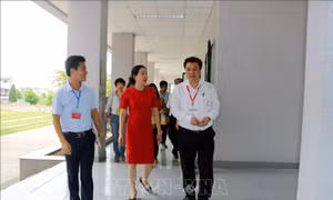 Thứ trưởng Nguyễn Hữu Độ kiểm tra công tác thi THPT quốc gia tại Hà Nam