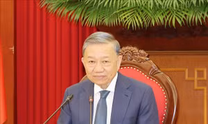 Chuyển đổi số - Động lực quan trọng phát triển lực lượng sản xuất, hoàn thiện quan hệ sản xuất đưa đất nước bước vào kỷ nguyên mới