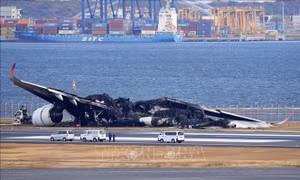Vụ tai nạn tại sân bay Haneda: Không có bất thường trong hệ thống giám sát đường băng