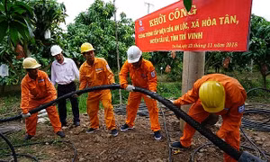 'Ốc đảo' cuối cùng tỉnh Trà Vinh hòa điện lưới quốc gia
