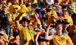 World Cup 2026: 'Cơn sốt' bóng đá càn quét, kéo theo làn sóng 'nghỉ ốm tập thể'