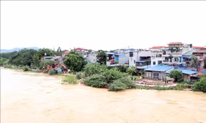 Thái Nguyên: Tiếp tục cho học sinh nghỉ học để tránh lũ