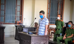 Thợ sơn lĩnh án 23 năm tù vì đâm chủ nhà và người giúp việc để cướp tài sản