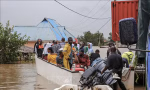 Tanzania và Kenya thiệt hại nghiêm trọng do bão nhiệt đới Hidaya 