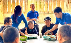 Đưa Tết ấm áp, Xuân yêu thương đến với bệnh nhân tâm thần