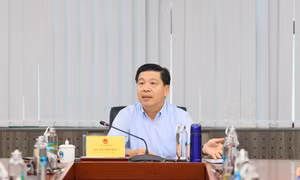 Đoàn Ủy ban Dân tộc thăm và chúc tết Ka tê đồng bào Chăm tại Bình Thuận